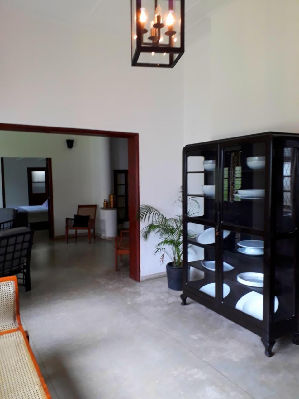 "27" Spathodea- Oasis In The City Colombo Kültér fotó