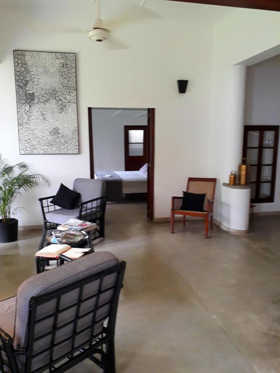 "27" Spathodea- Oasis In The City Colombo Kültér fotó
